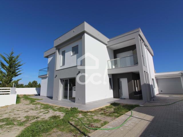 Casa venda em Azeitão (São Lourenço e São Simão), Setúbal