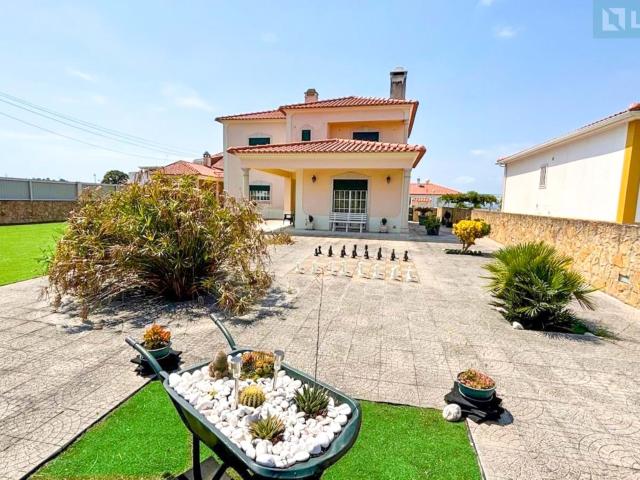 Casa venda em Urbanização da Corujeira, Óbidos