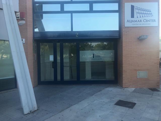 Oficina en alquiler en Santa Eufemia, Tomares