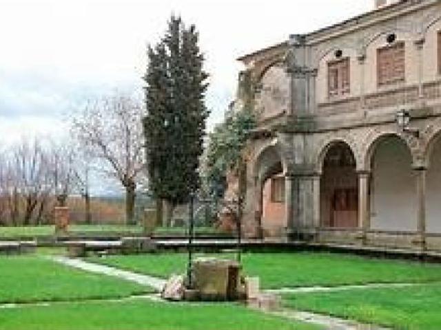 Local Comercial en venta en Bercial De Zapardiel, Castilla y León