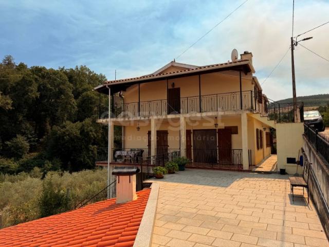 Quinta venda em Torre De Moncorvo, Bragança