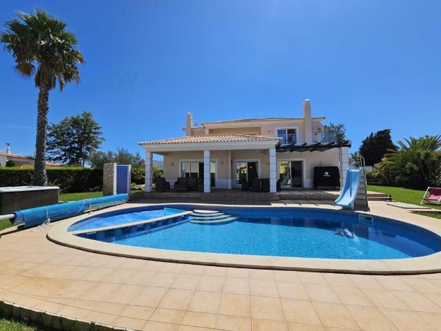 Vivenda venda em Ferragudo, Faro