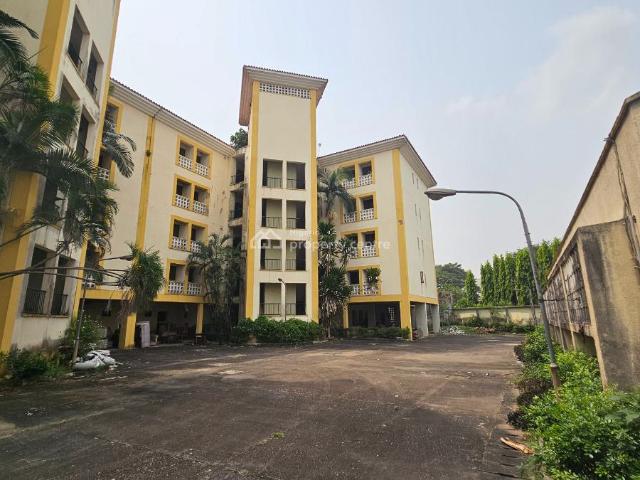 House for rent in Ikeja , Abuja