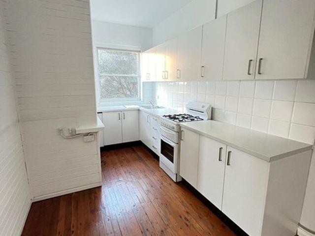 Apartment for rent in Lower North Shore, Sydney