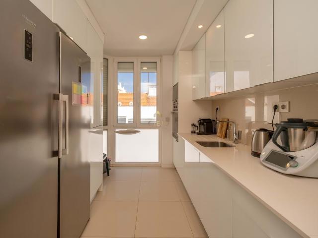 Apartamento venda em Santiago Dos Velhos, Lisboa