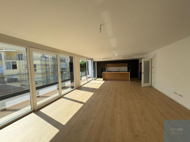 Apartamento venda em Carcavelos, Cascais
