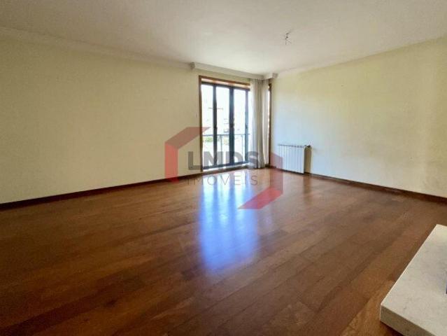 Apartamento venda em Porto