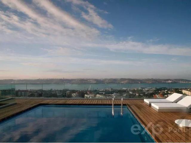Apartamento venda em São Francisco Xavier, Lisboa