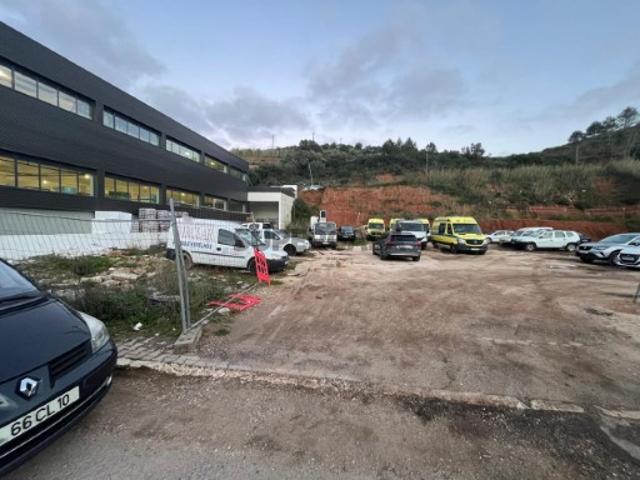 Armazém venda em Santiago Dos Velhos, Lisboa
