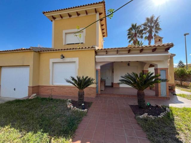 Villa en alquiler en Murcia, Churra