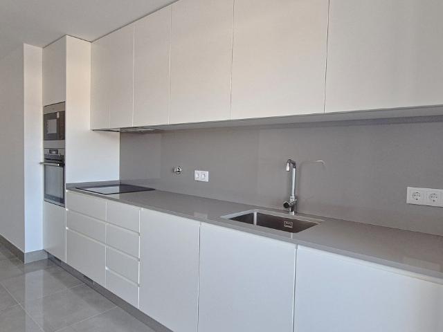 Apartamento venda em Santiago Dos Velhos, Lisboa