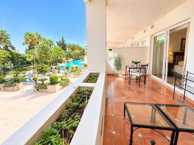 Piso en venta en Casablanca, Marbella
