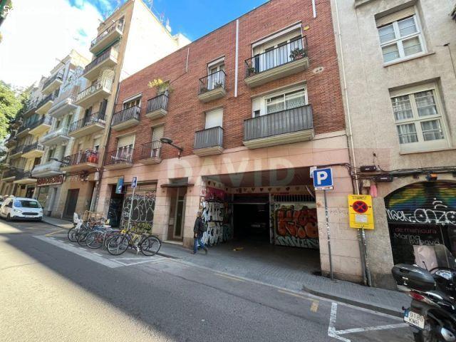 Local Comercial en venta en Gràcia, Barcelonès