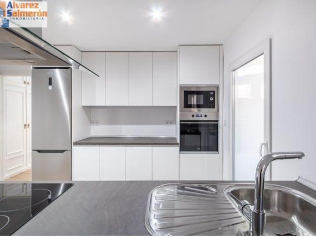 Piso en alquiler en Centro, Granada