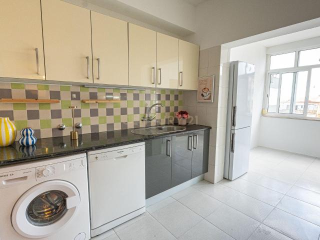 Apartamento venda em Picheleira, Lisboa
