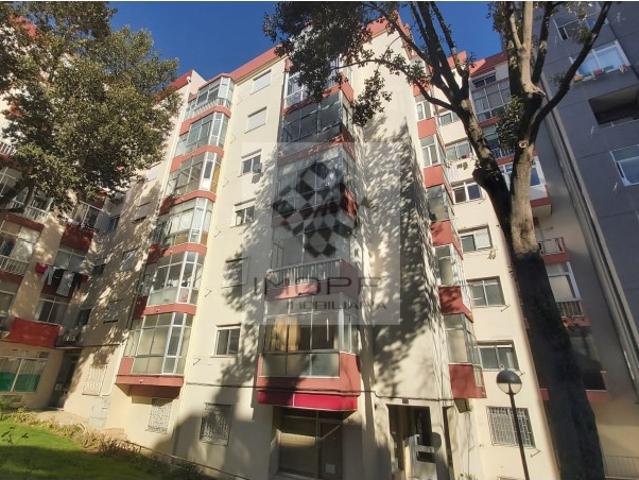 Apartamento venda em Damaia, Amadora