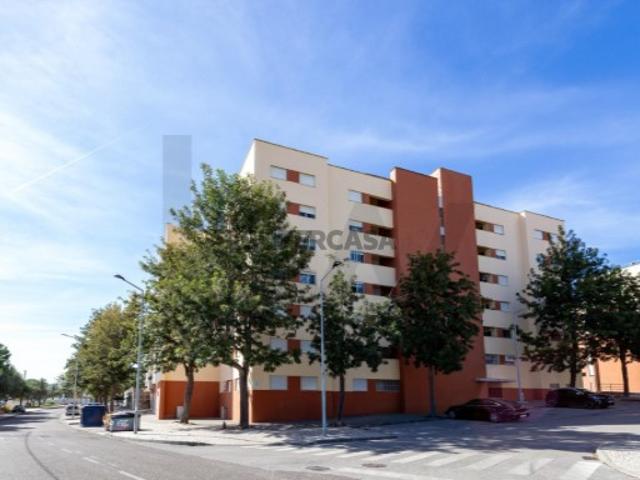 Casa venda em Alcaniça, Almada