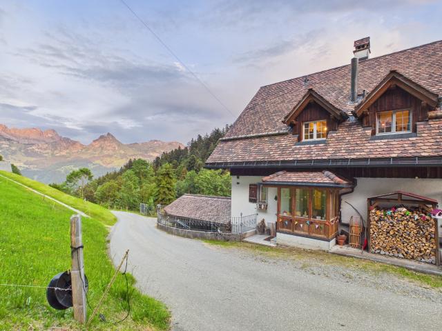 Haus kaufen in Näfels, Glarus
