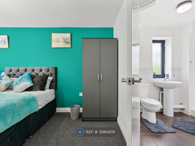 Room for rent in Lower Stoke, Coventry