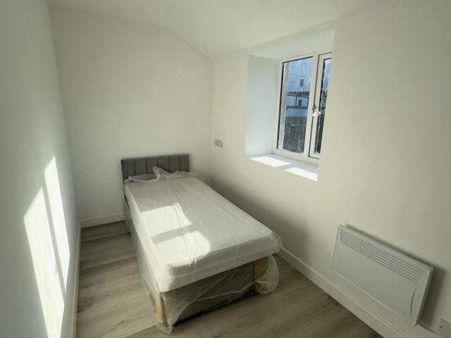 Studio for rent in Lower Stoke, Coventry