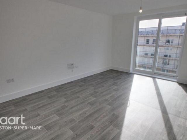 Apartment for rent in Locking Parklands, Locking
