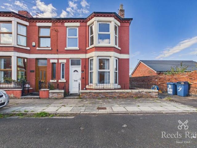 House for rent in Elm Park, Calderstones
