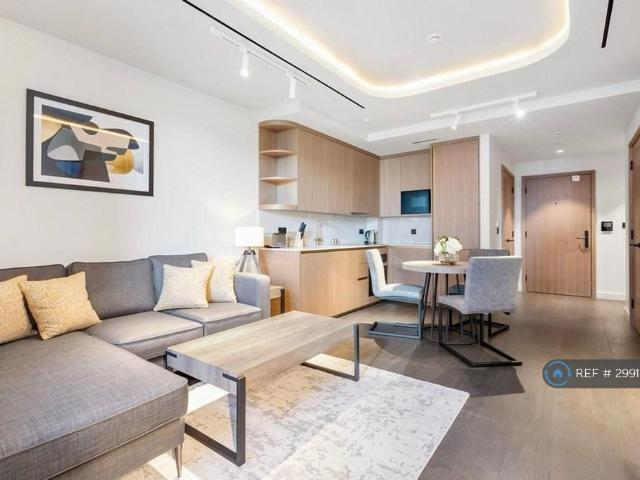 Apartment for rent in Soho, Greater London