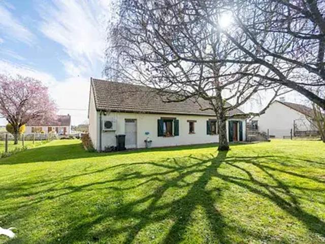 Maison vente à Bourges, Farges-en-septaine