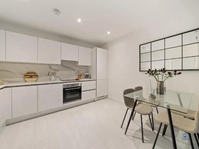 Apartment for rent in Hayes, Greater London