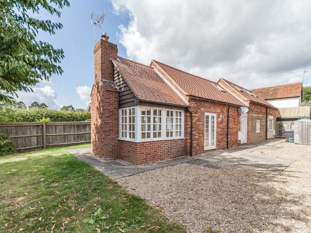 House for rent in Kingston Bagpuize with Southmoor, Dromore