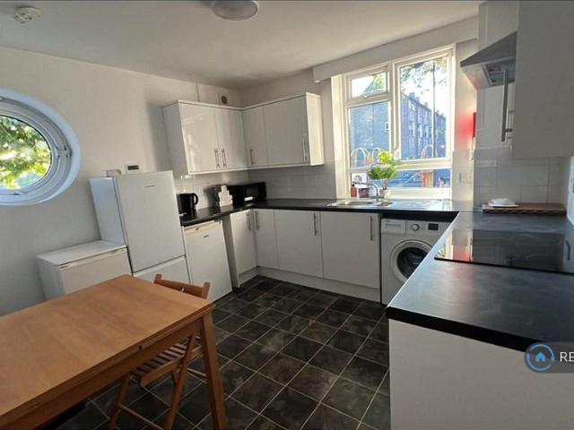 Apartment for rent in South Hampstead, Greater London