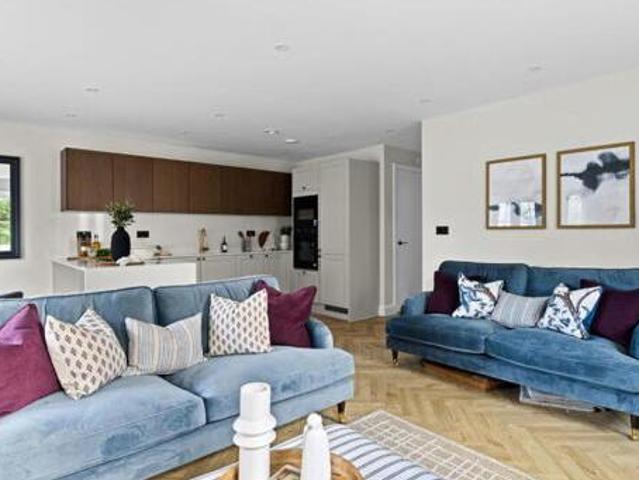 House for sale in Surrey