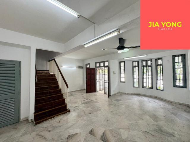 Terraced House for sale in Mukim 13, Georgetown