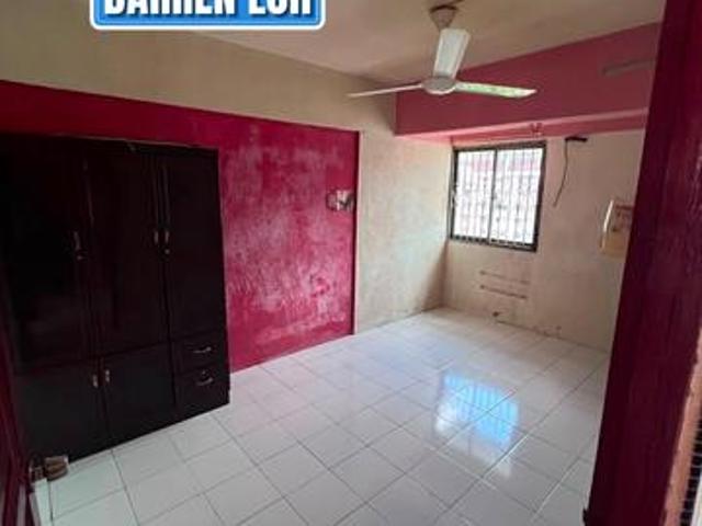 Flat for sale in Georgetown, Penang