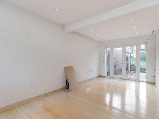 Apartment for rent in London Borough of Brent, Greater London
