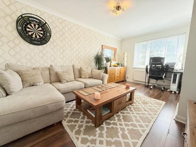 Apartment for rent in Borehamwood, Hertsmere