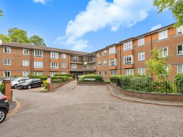 House for sale in Surrey, England