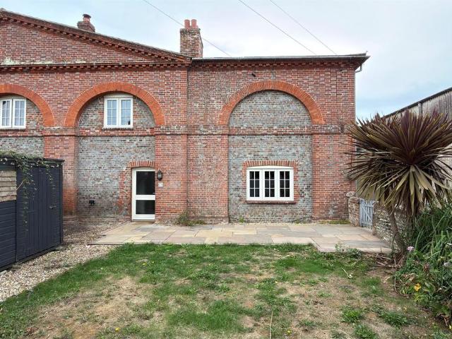 House for rent in West Itchenor, Littlecote