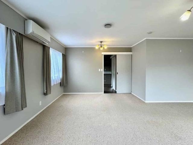 House for rent in Howick, Oroua County