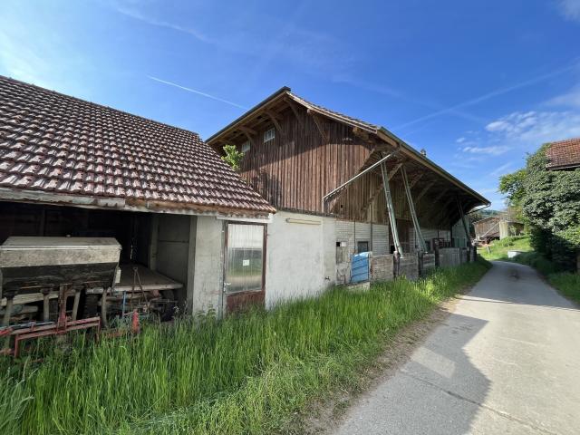 Immobilie kaufen in Surpierre, Freiburg
