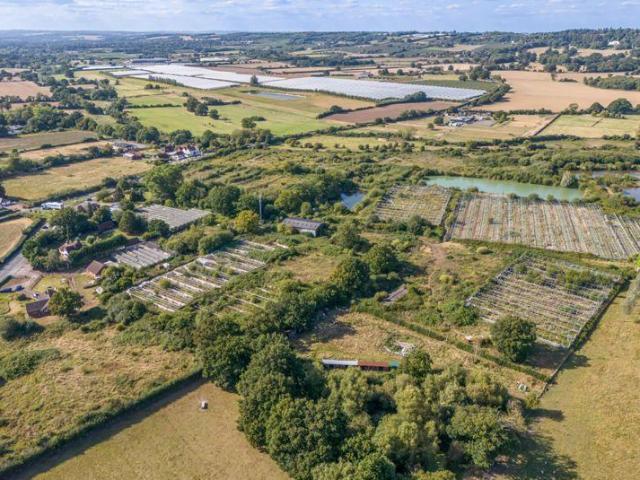Commercial for sale in Midway, Kent
