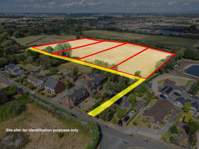 Commercial for sale in Roby Mill, Lancashire