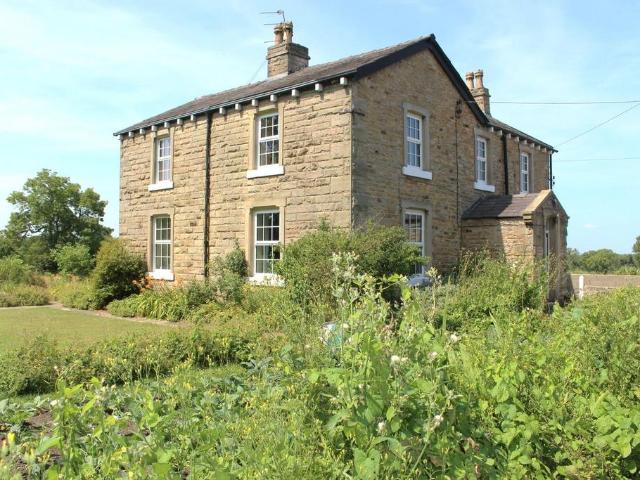 Commercial for sale in Balderstone, Paradise