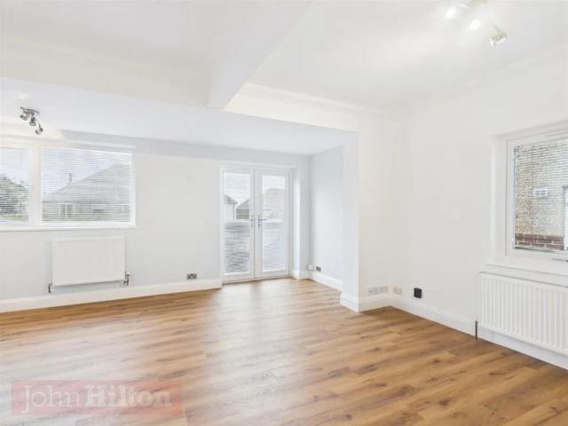 Apartment for rent in Woodingdean, Brighton & Hove