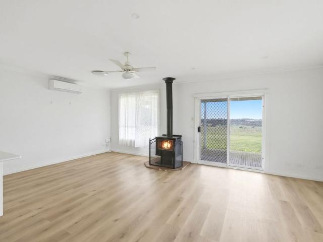 House for rent in Myrniong, Victoria