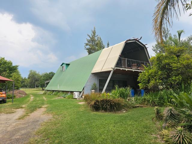Farm for sale in Hartbeespoort Dam Nature Reserve, North West