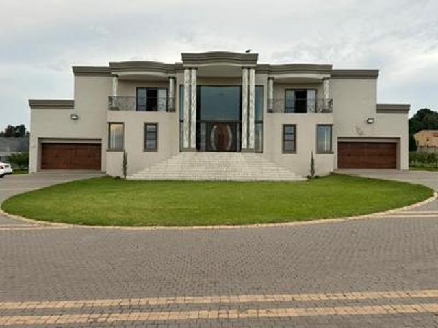 Farm for sale in Mafikeng, North West