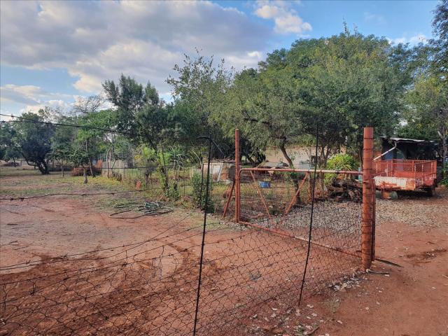 Farm for sale in Hartbeespoort Dam Nature Reserve, North West