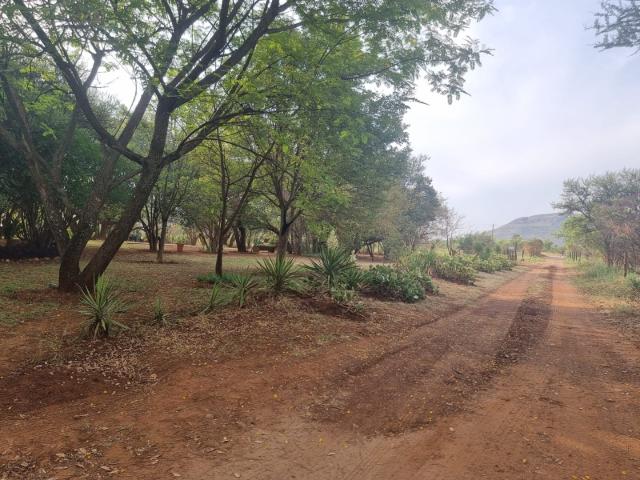 Farm for sale in Hartbeespoort Dam Nature Reserve, North West