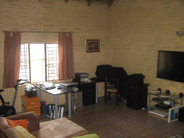 Farm for sale in Ifafi, Hartbeespoort Dam Nature Reserve
